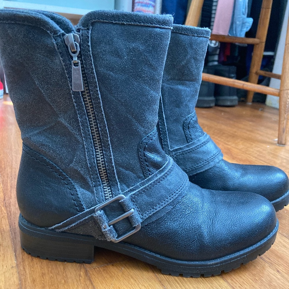 Clarks Women's Faralyn Rise Boot